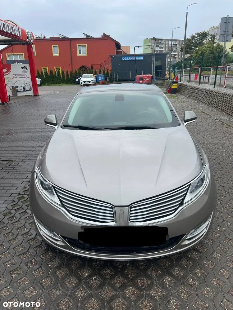Lincoln MKZ - 7