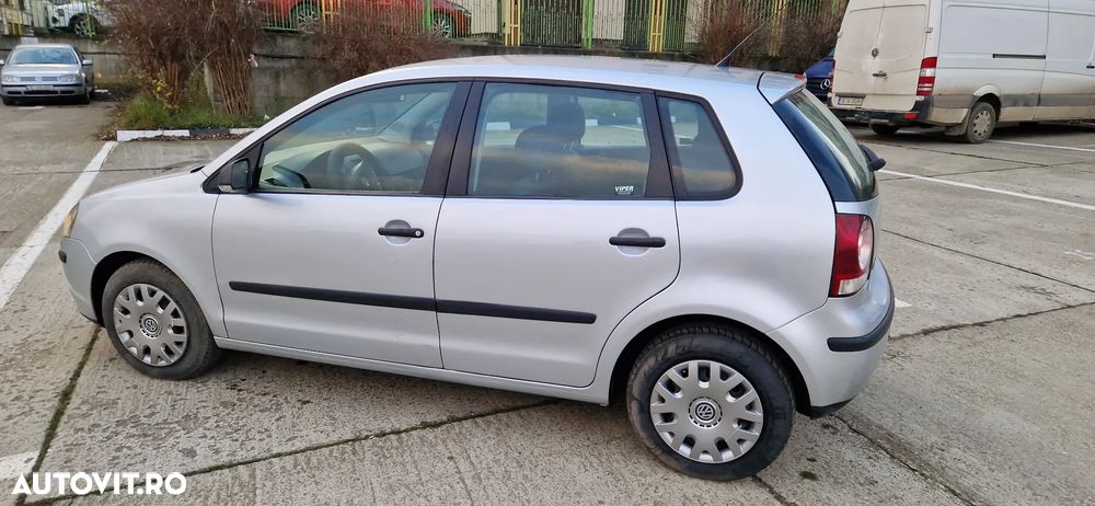 Volkswagen Polo 1.4 TDI Attractive - 3