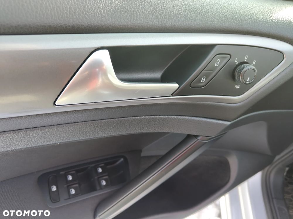 Volkswagen Golf 1.2 TSI BMT Trendline EU6 - 8