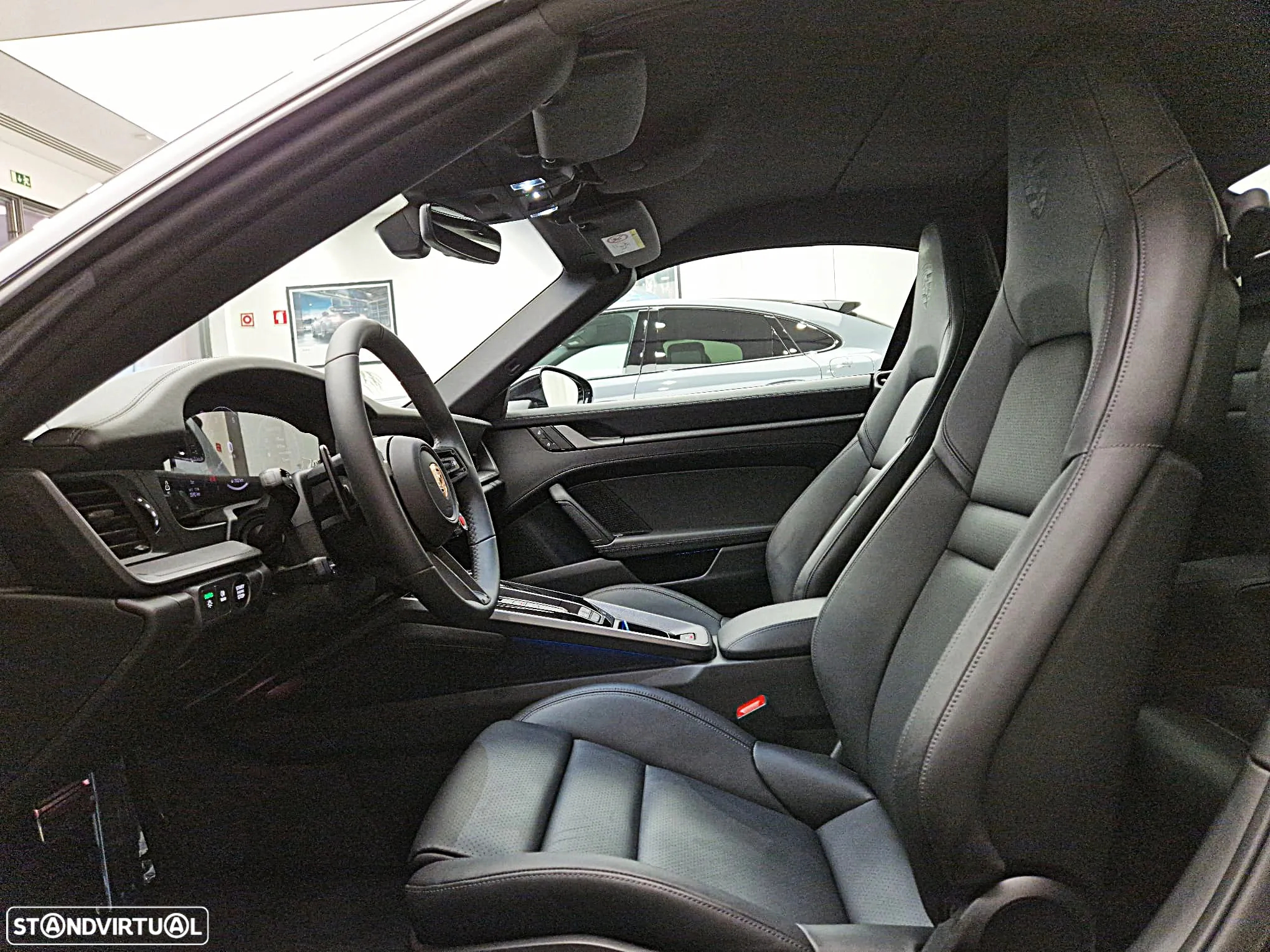 Porsche 911 (992) Carrera - 20