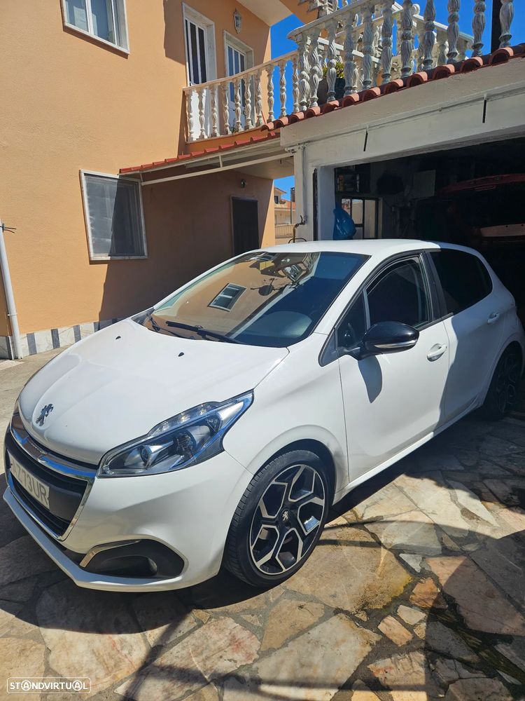 Peugeot 208 BlueHDi 100 Allure - 3