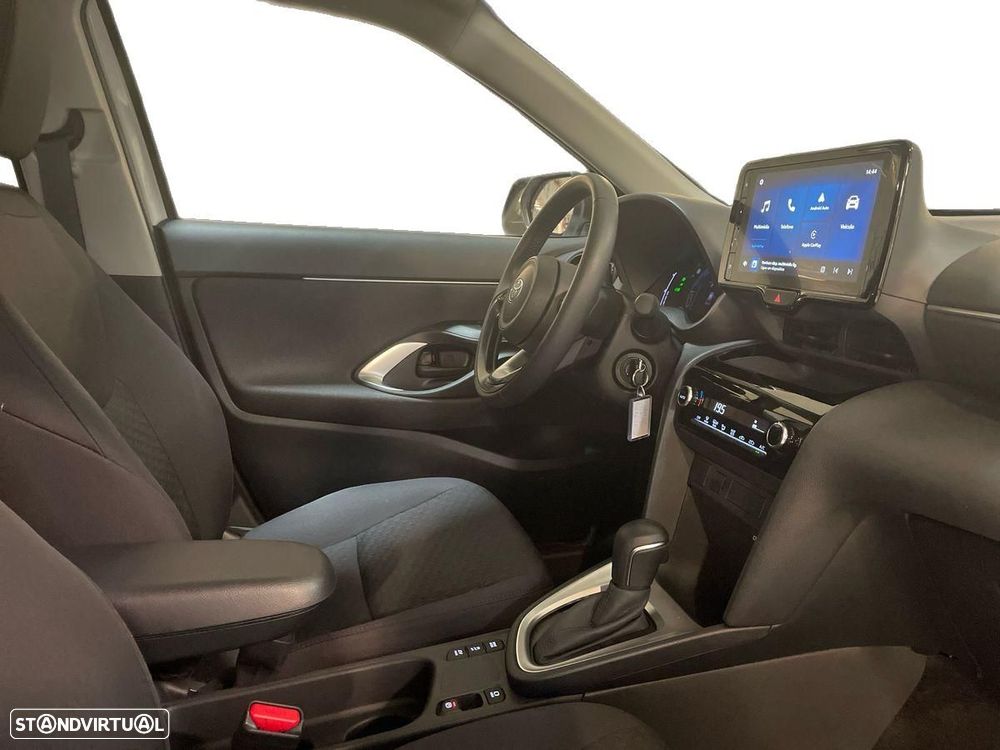 Toyota Yaris Cross 1.5 Hybrid Comfort Plus - 7