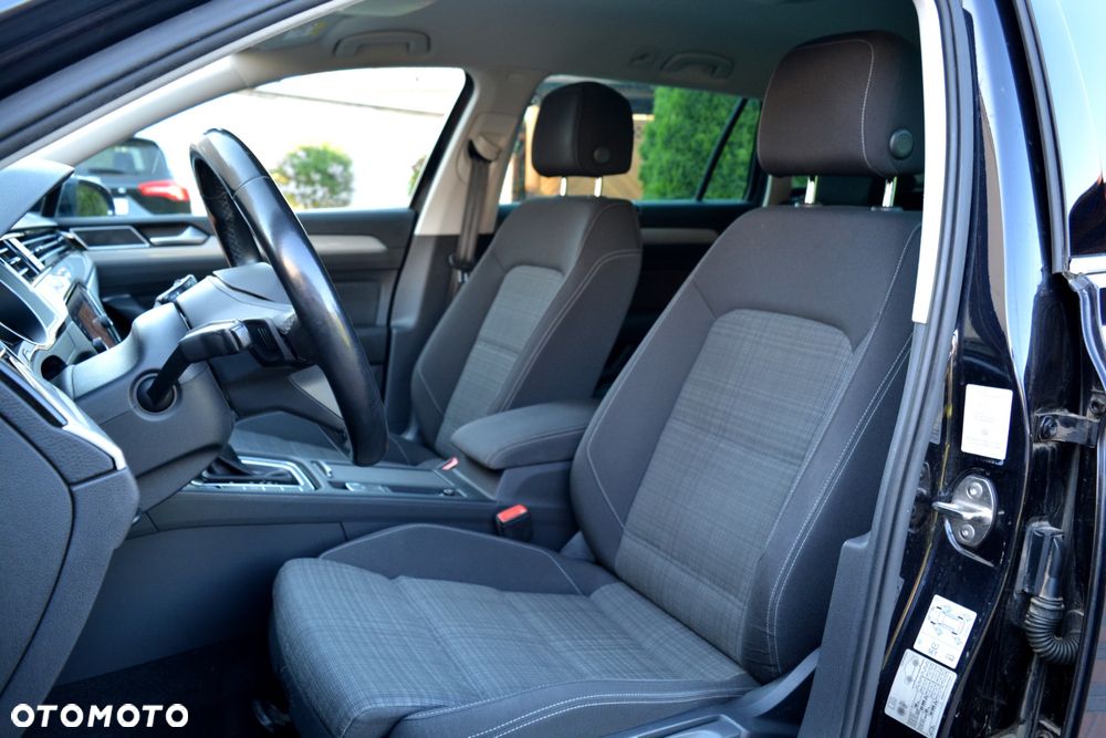 Volkswagen Passat 2.0 TDI SCR DSG Business - 7