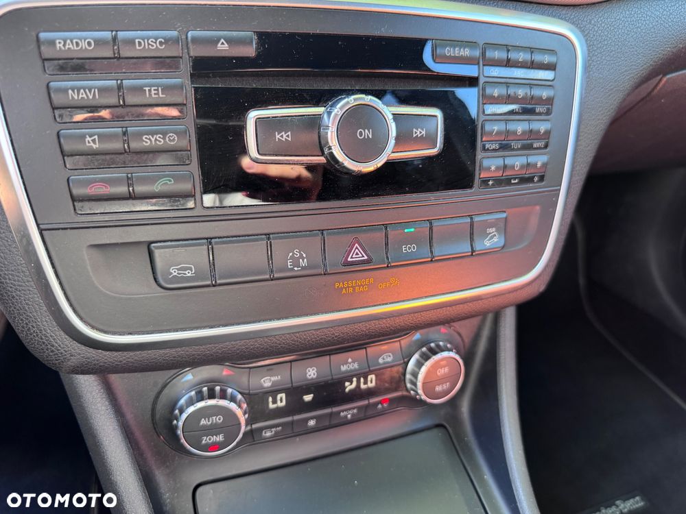 Mercedes-Benz GLA 220 d 4Matic 7G-DCT StreetStyle - 23