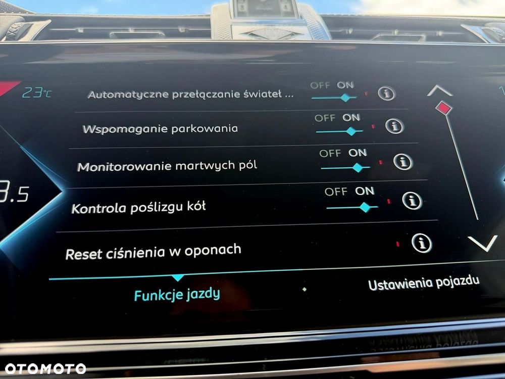 DS Automobiles DS 7 Crossback - 32