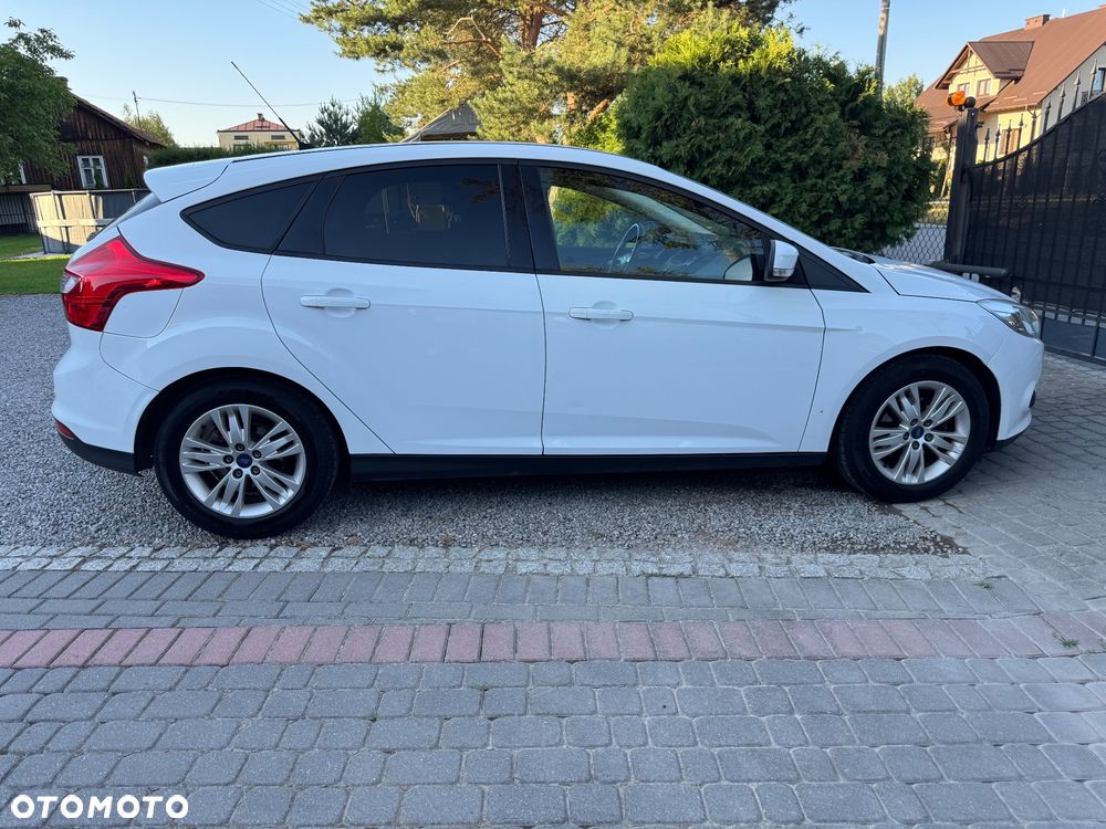 Ford Focus 1.6 Trend - 13