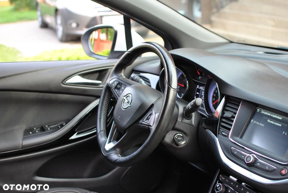Opel Astra 1.4 T Sport S&S - 30