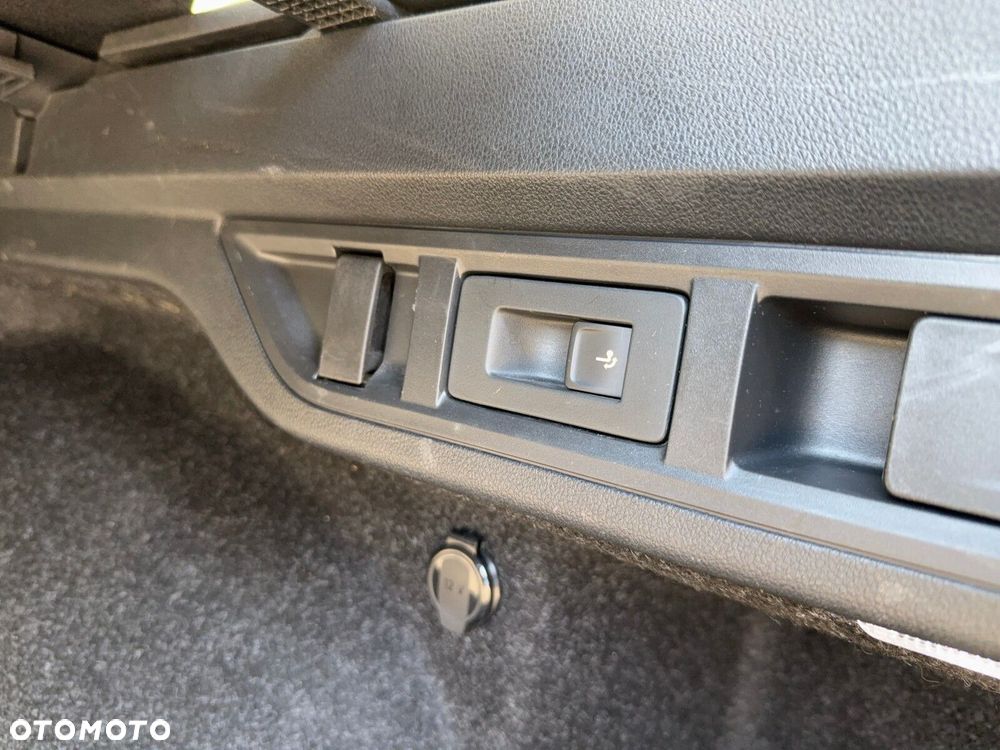 Skoda Octavia 2.0 TDI 4x4 Scout DSG - 16