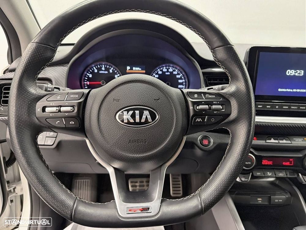 Kia Stonic - 12
