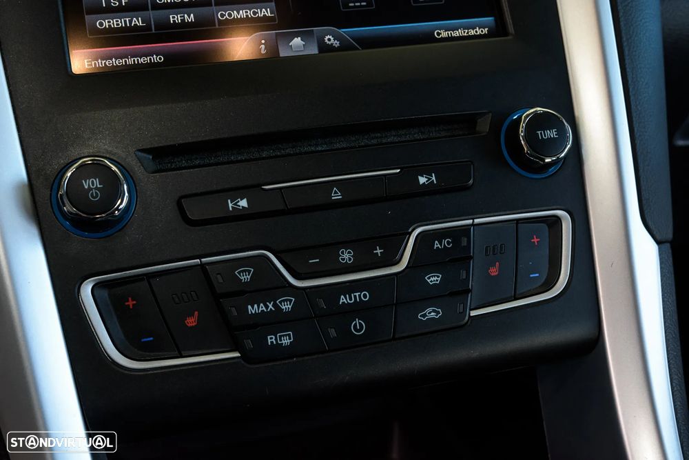 Ford Mondeo 1.5 TDCi Titanium - 22