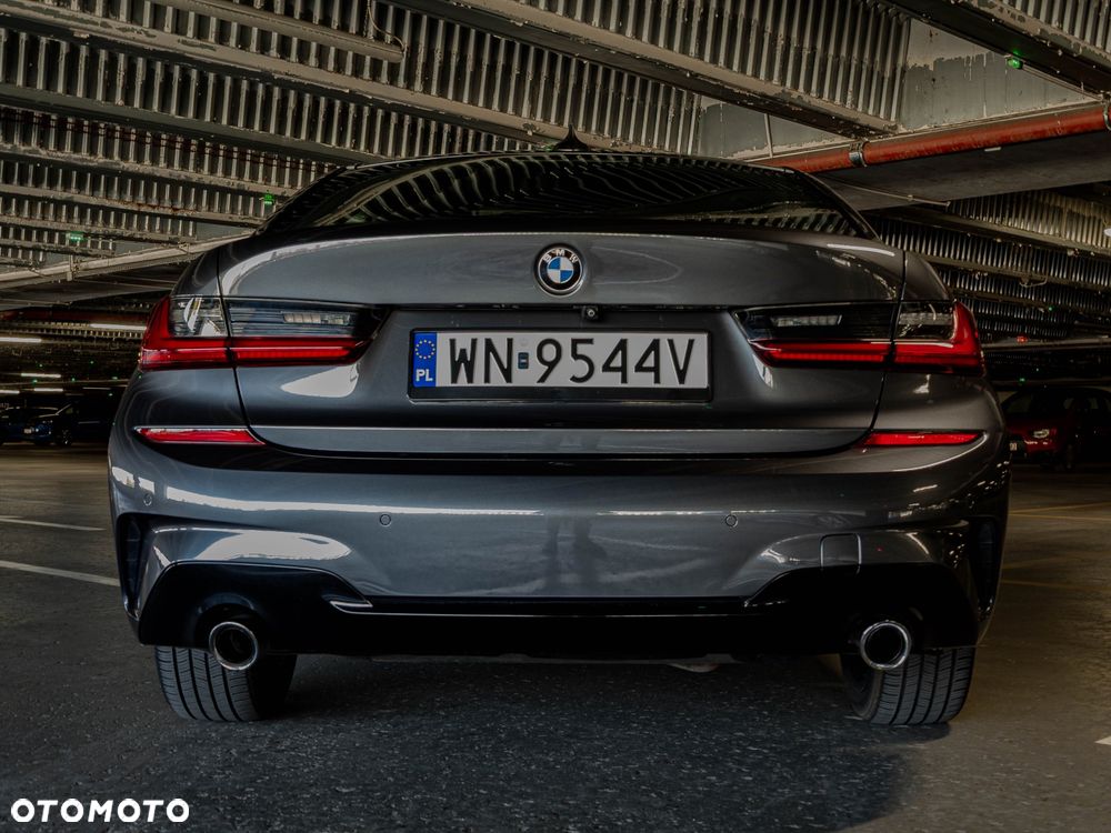 BMW Seria 3 330i xDrive Luxury Line - 8