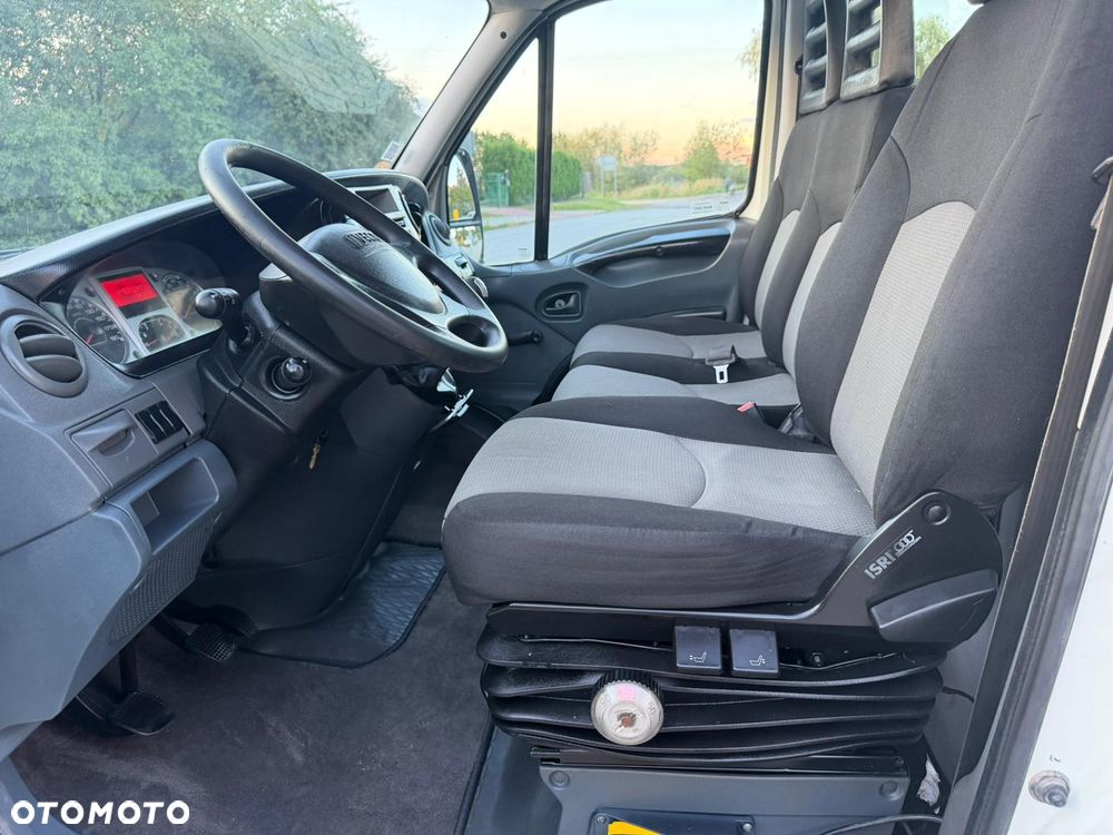 Iveco DAILY Wywrotka Kiper Doka Tempomat 3 os. Hak Serwis - 6