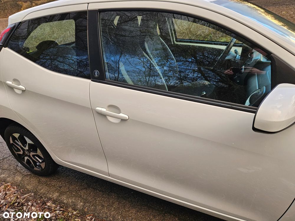 Toyota Aygo 1.0 VVT-i Black Edition - 10