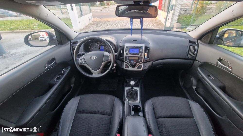 Hyundai i30 CW 1.6 CRDi STyle - 7