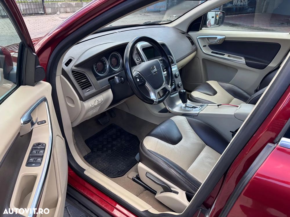 Volvo XC 60 D5 AWD Aut. Momentum - 6