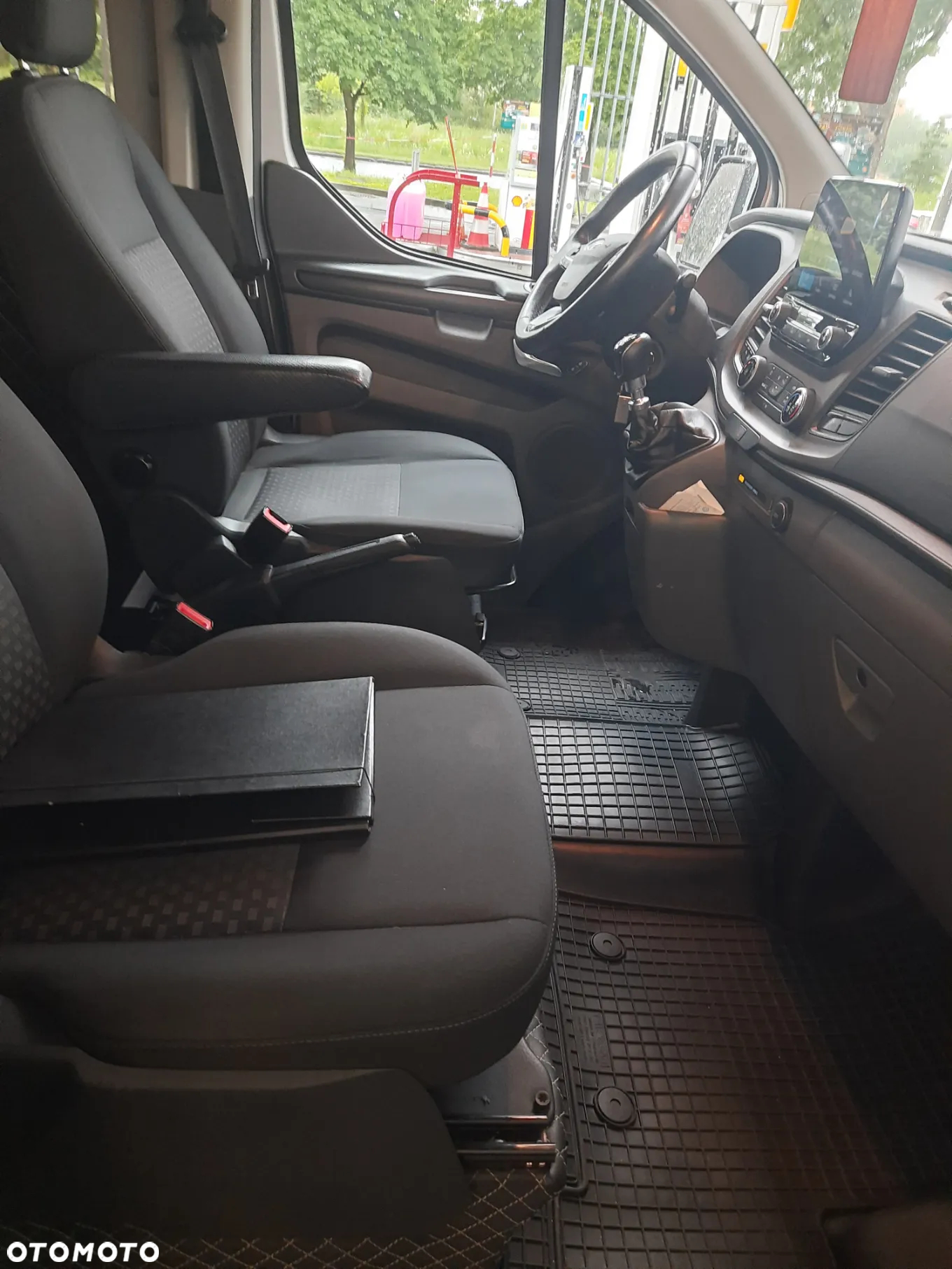 Ford Transit Custom - 16