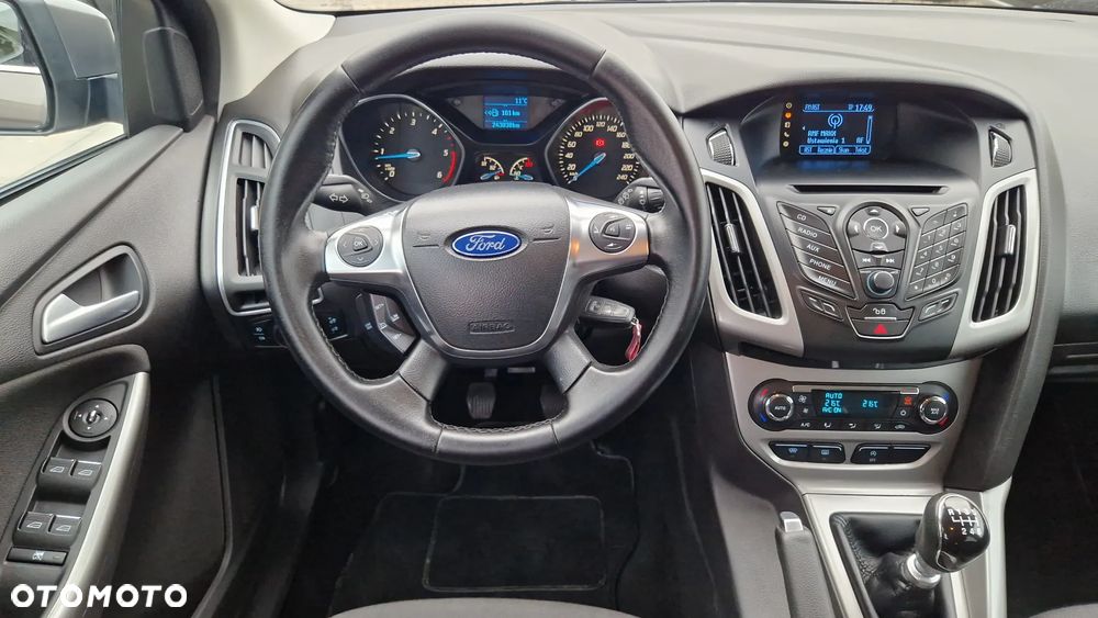 Ford Focus SW 1.6 TDCi DPF Titanium - 10