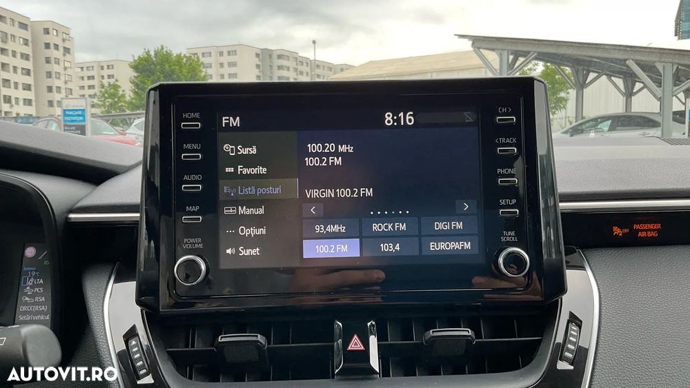 Toyota Corolla 1.8 HSD Dynamic - 28