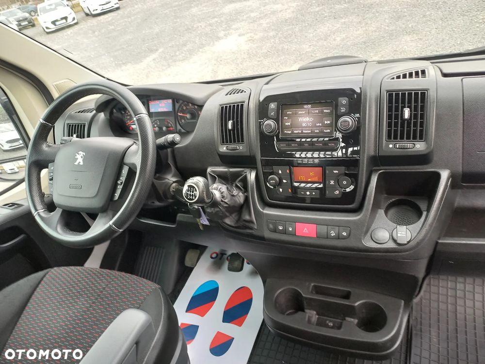 Peugeot BOXER - 21