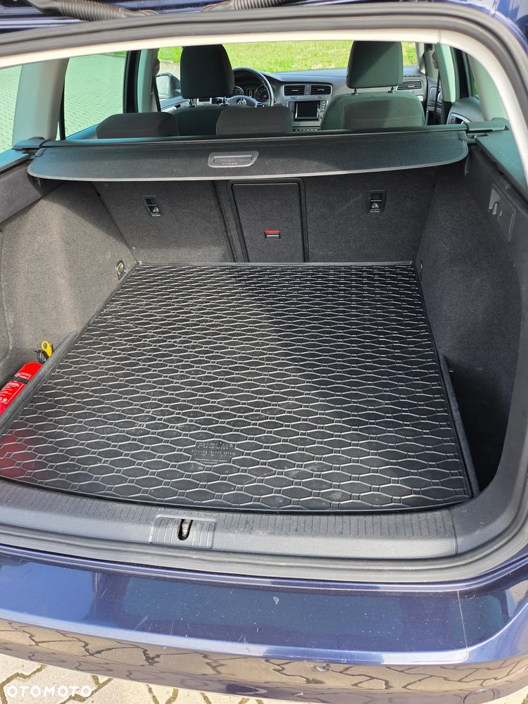 Volkswagen Golf 1.6 TDI Comfortline - 9