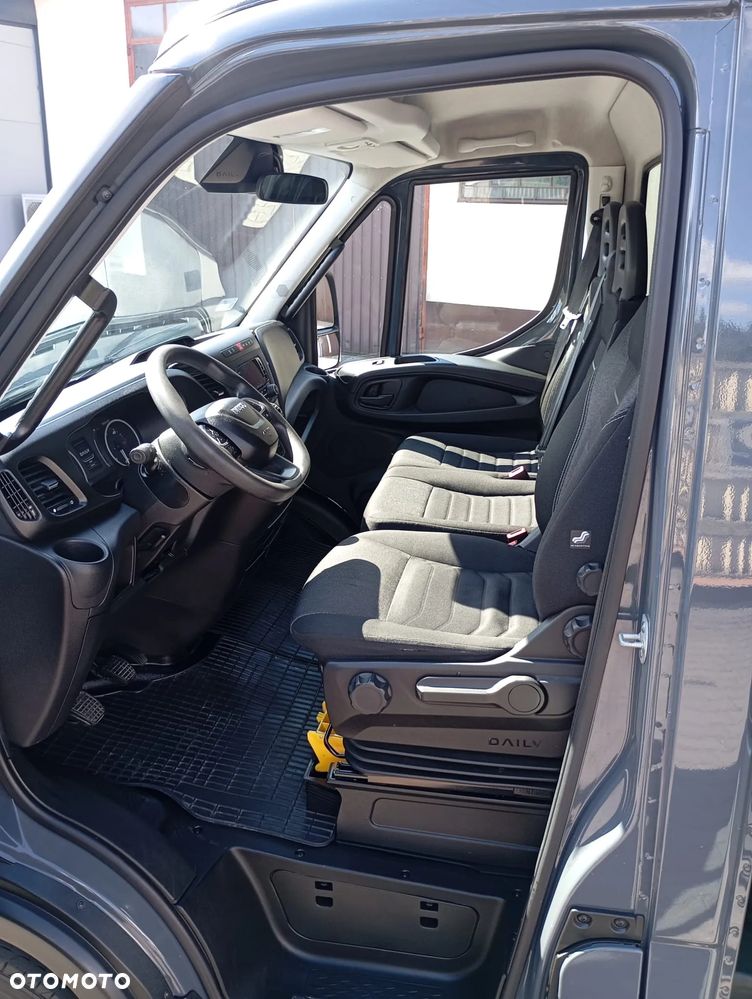 Iveco Daily 50C18 50-180‼️Skrzynia Skrzyniowy Plandeka 10 palet‼️Wysokości rampowa 115 cm do załadunku‼️tył Drzwi‼️Salon Polska‼️I-wł 100% Oryginał - 7
