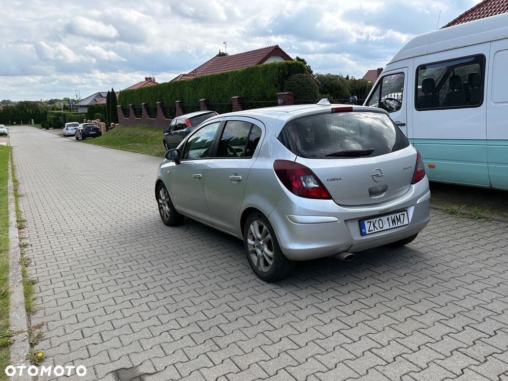 Opel Corsa 1.3 CDTI Easytronic Edition - 11
