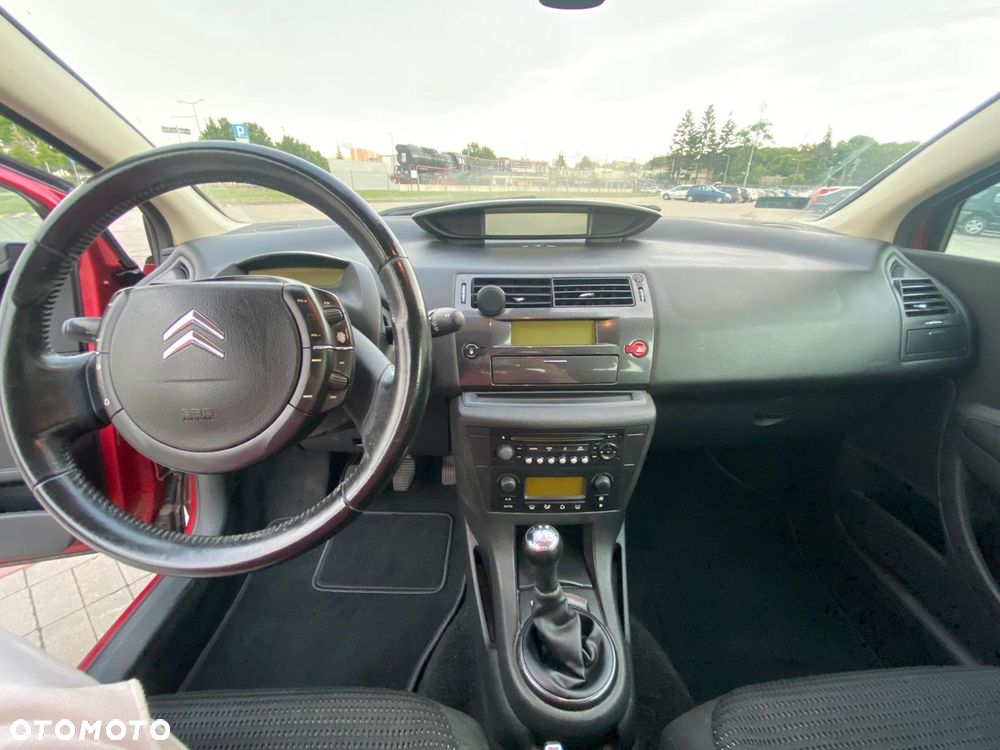 Citroën C4 1.6 16V X - 18
