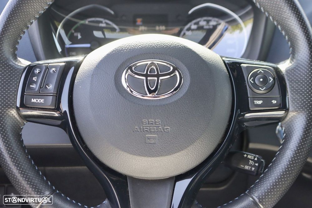 Toyota Yaris 1.5 HSD Active - 25