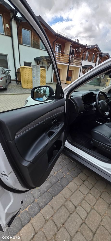 Mitsubishi Outlander 2.0 Instyle SDA 4WD CVT - 15