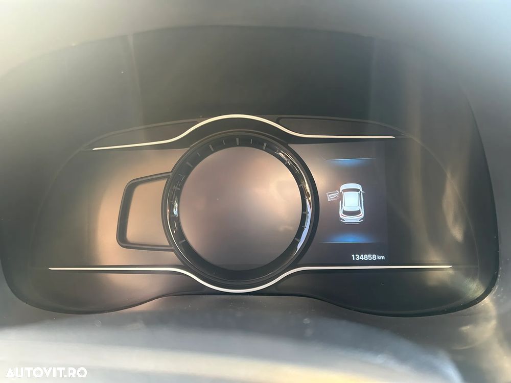 Hyundai KONA Premium - 17