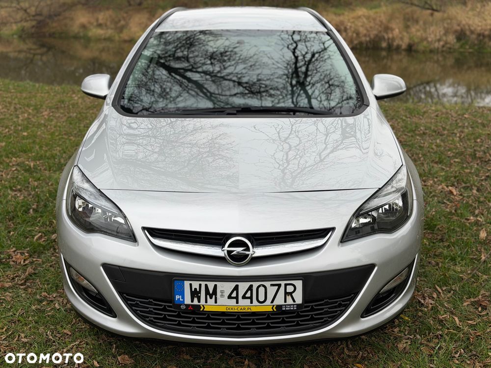 Opel Astra 2013 photo 4