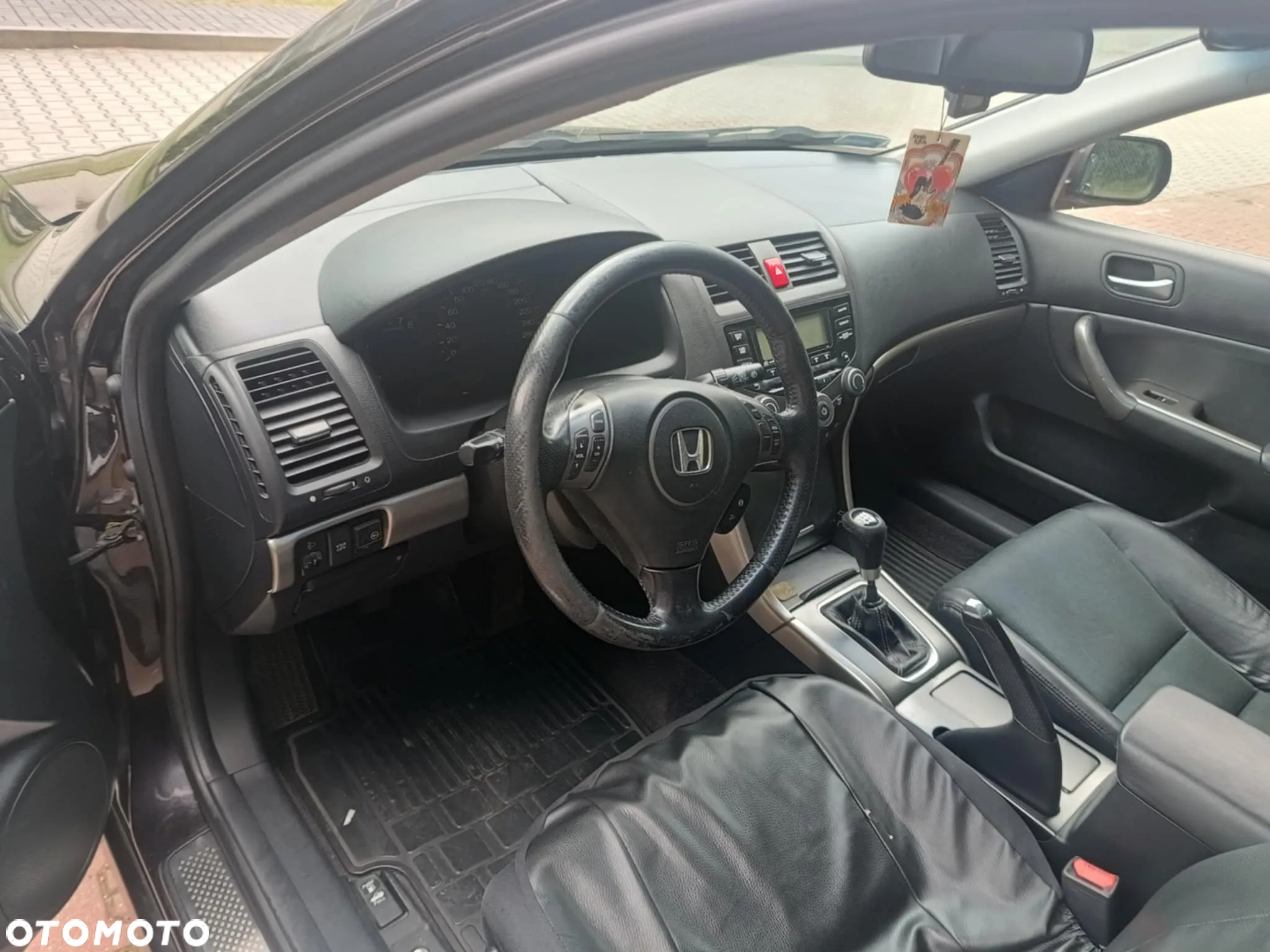 Honda Accord 2.0 Executive - 8