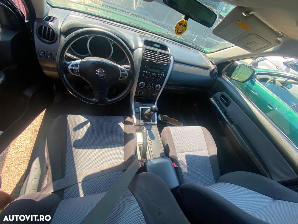 Suzuki Grand Vitara - 3