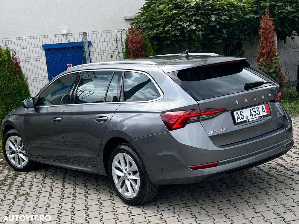 Skoda Octavia 2.0 TDI DSG Exclusive Plus - 3