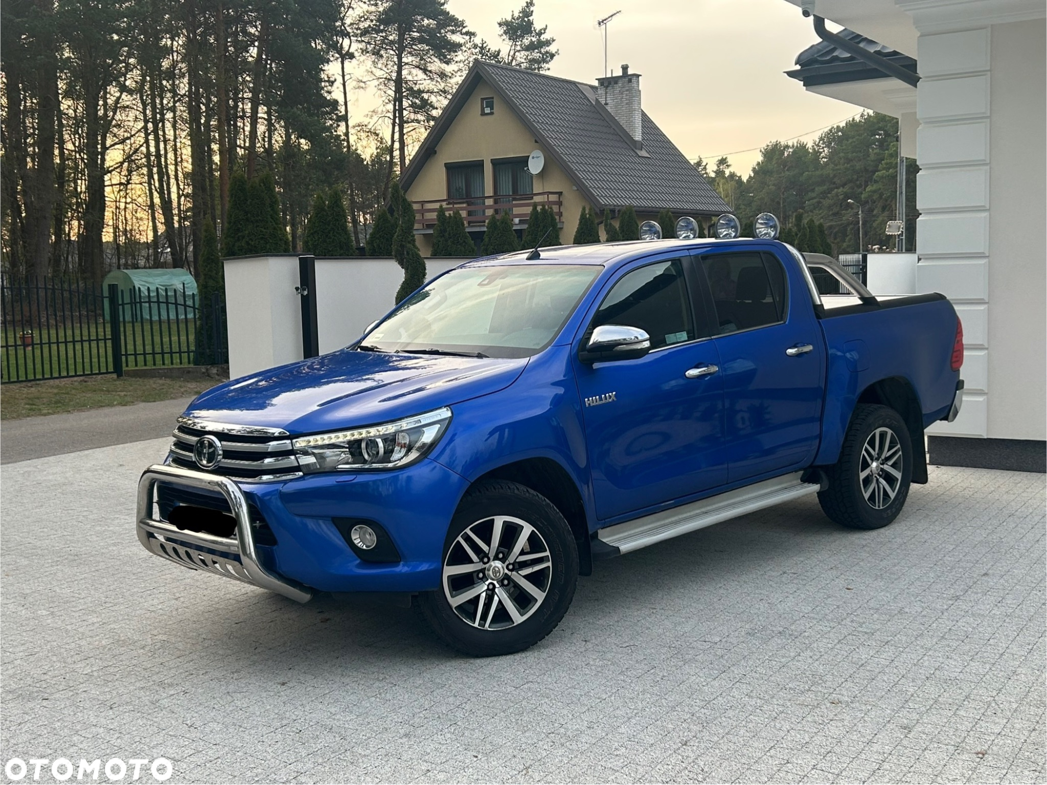 Toyota Hilux - 7