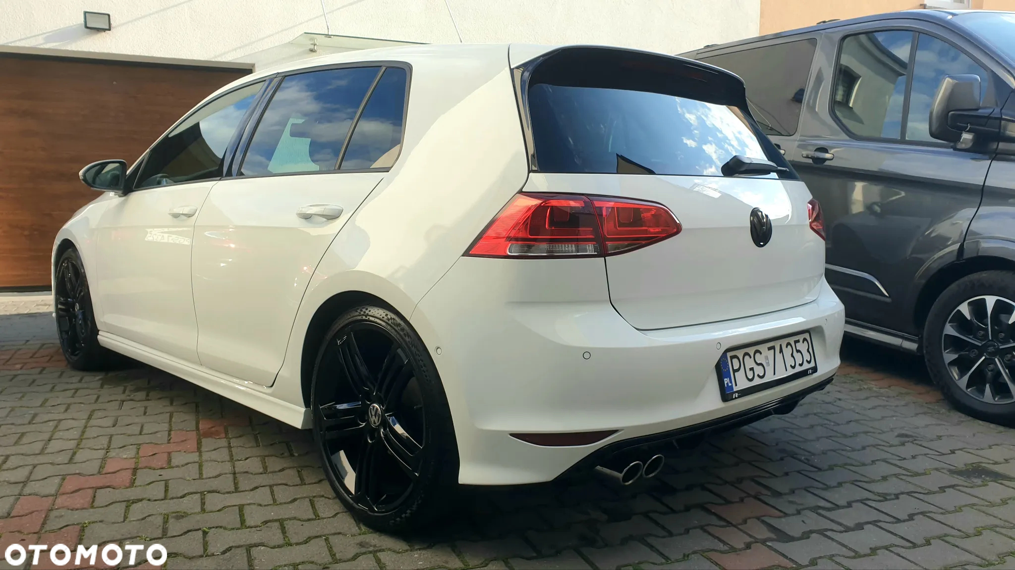 Volkswagen Golf - 4