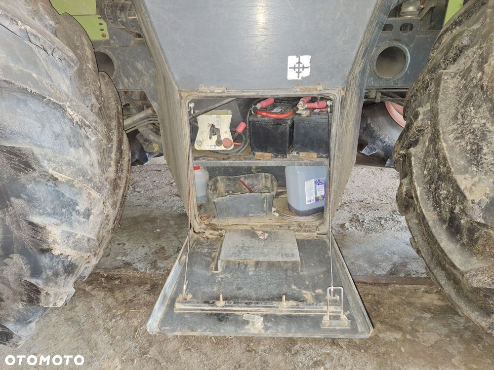 Claas Xerion 3800 4X4 - 38