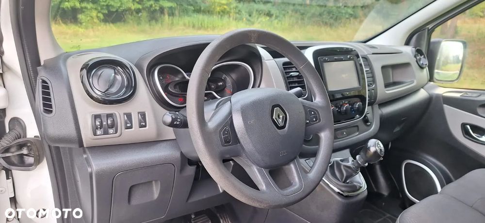 Renault Trafic - 15