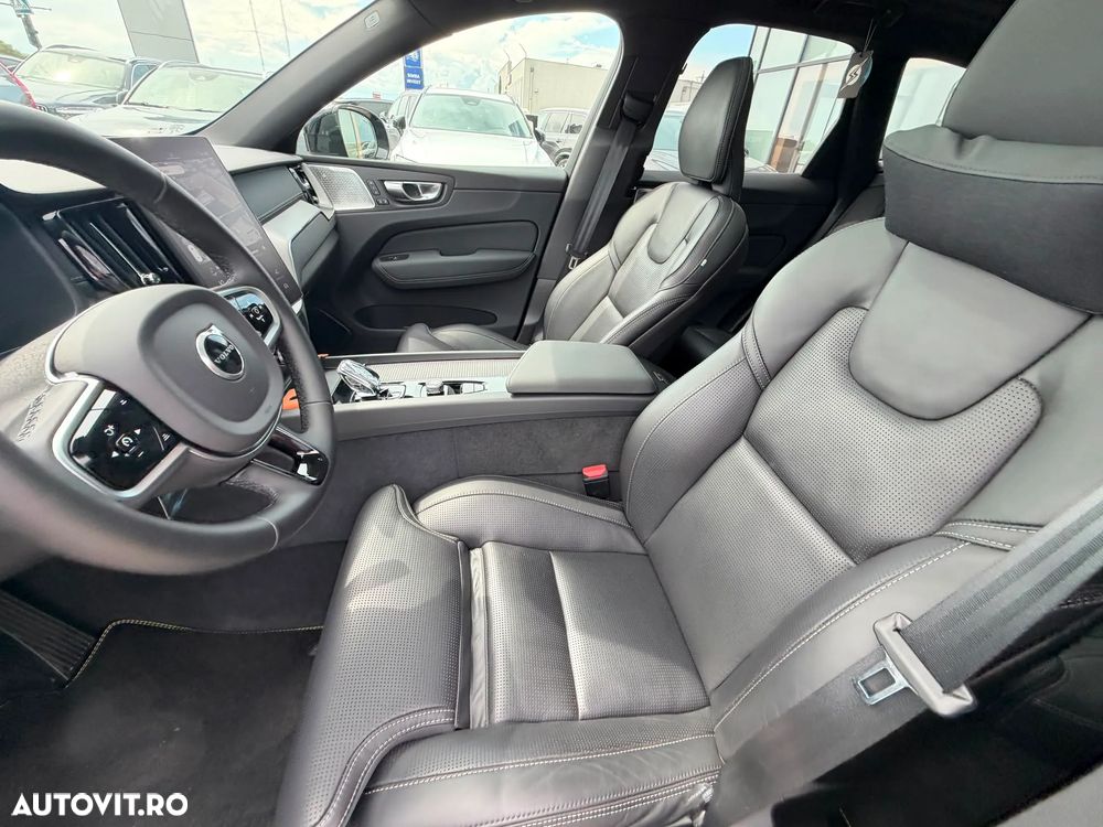 Volvo XC 60 T8 AWD AT PHEV Ultra Black Edition - 9
