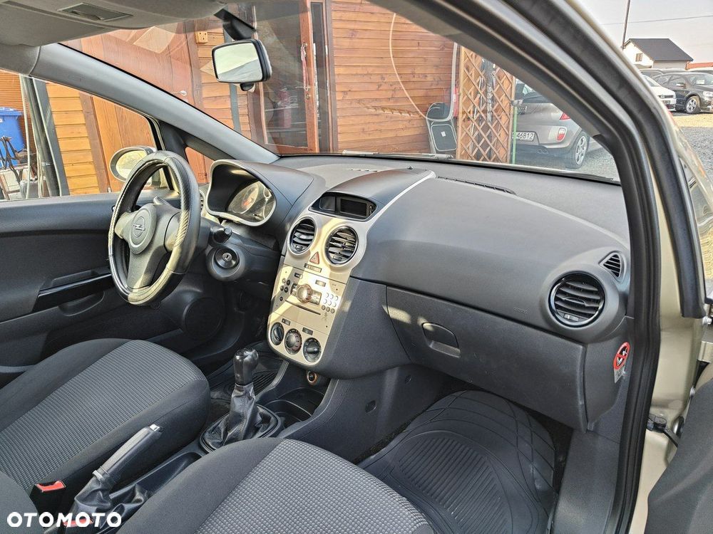 Opel Corsa 1.2 16V - 20