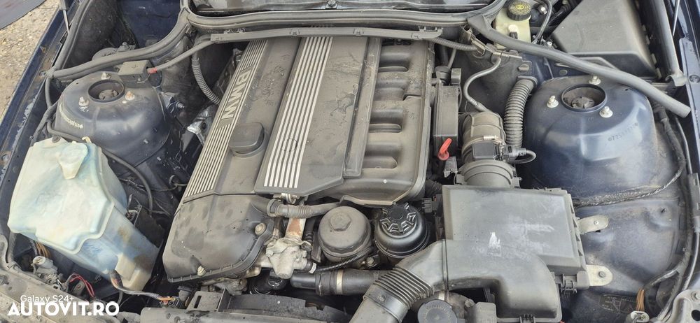 Dezmembram BMW E46 320i 2.0 benzina  150CP - 6