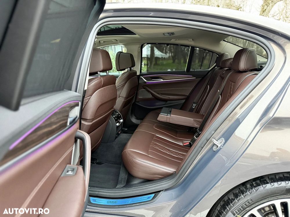 BMW 5 Series 2020 photo 2