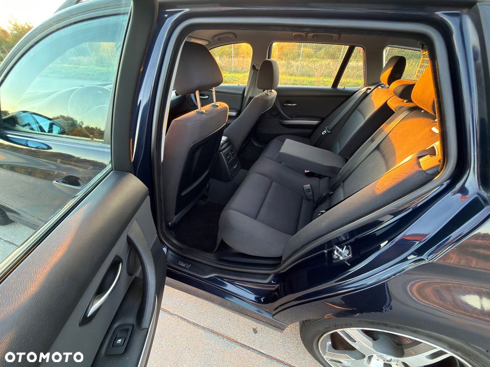BMW Seria 3 - 21