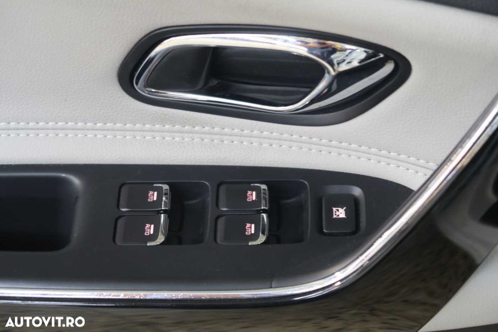 Kia Ceed 1.6 GDI Dream-Team Edition - 18