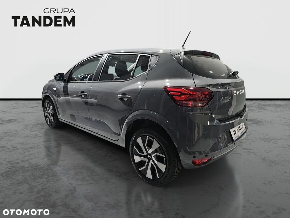 Dacia Sandero - 5