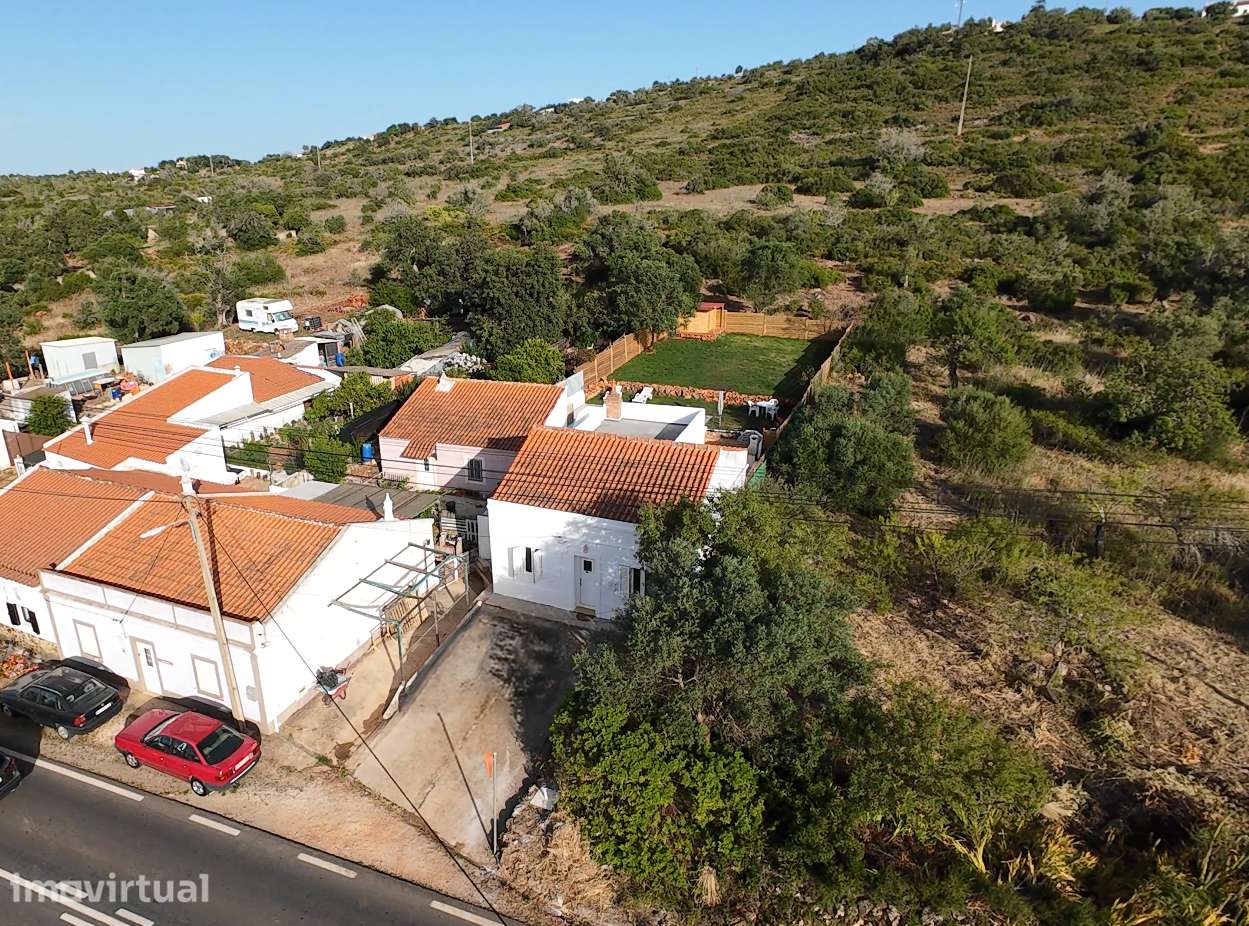 Moradia Renovada com Piscina e Vista Serra - Grande imagem: 3/17