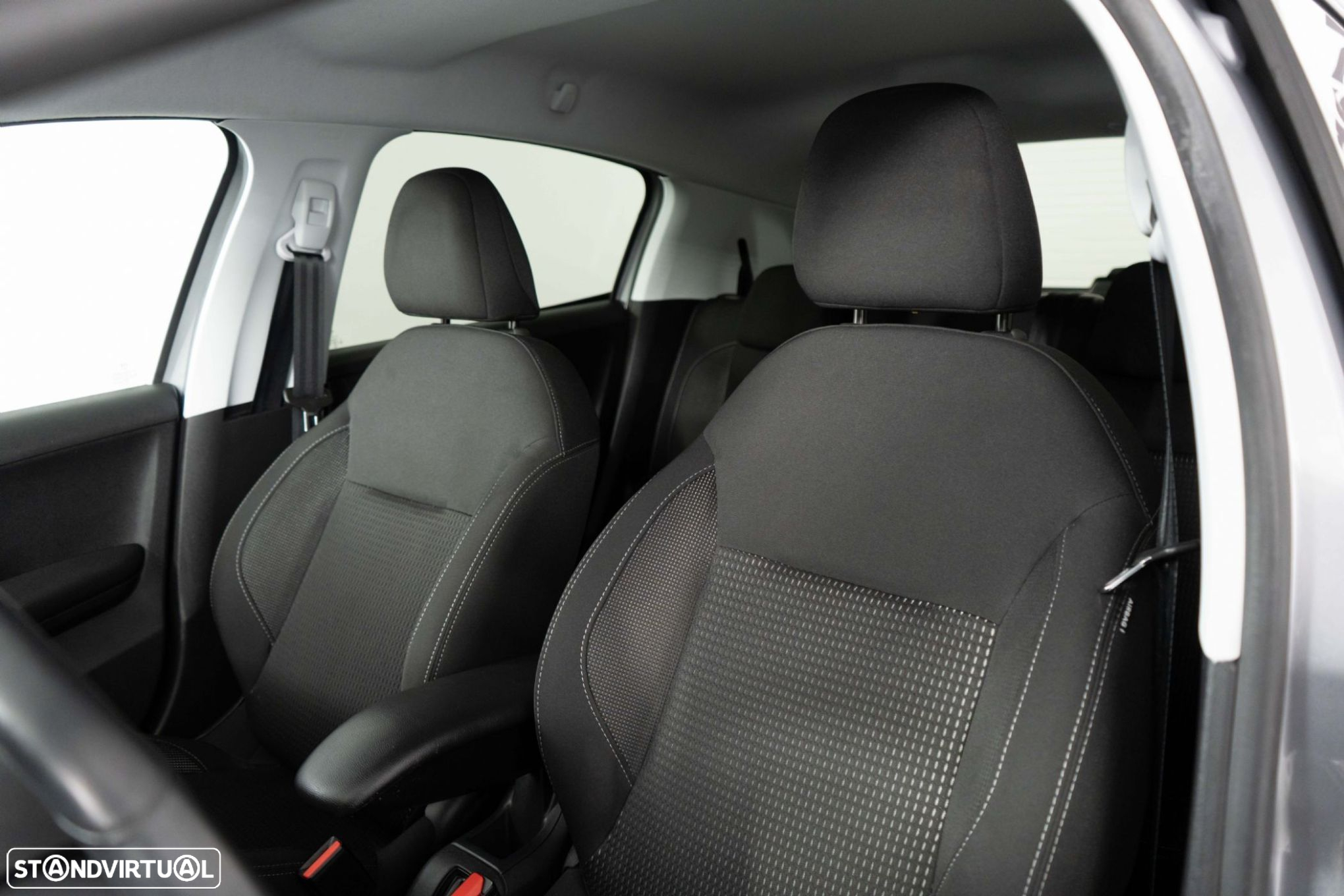 Peugeot 208 1.2 PureTech Style - 8