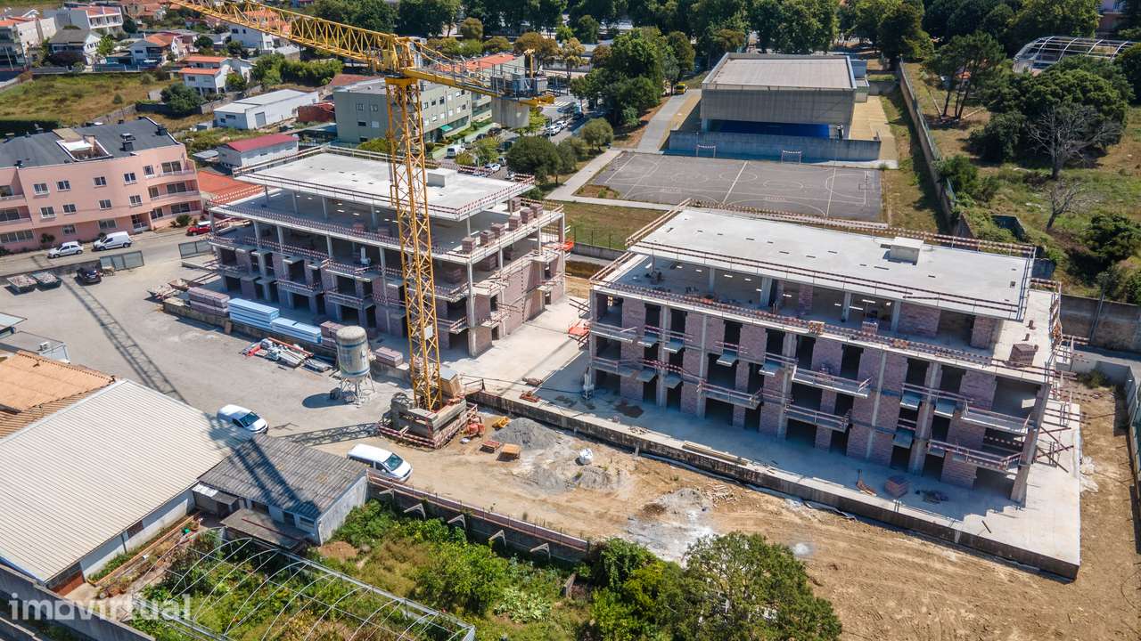 T1 com Terraço – Arcozelo -  junto à Praia da Granja - CO - Grande imagem: 4/6