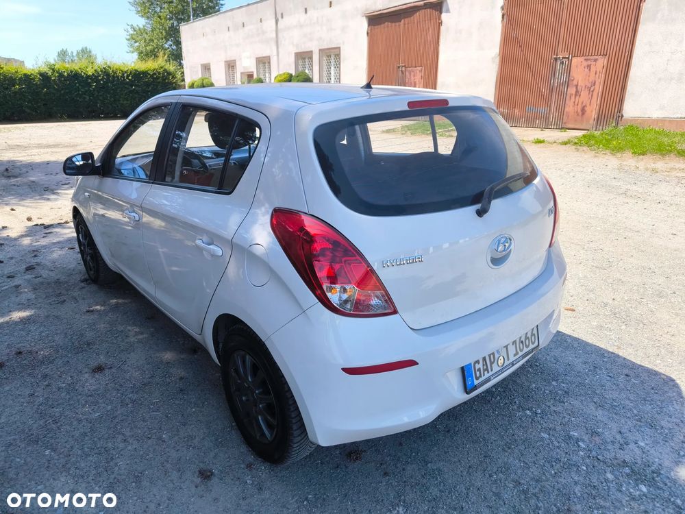 Hyundai i20 1.25 Comfort - 9