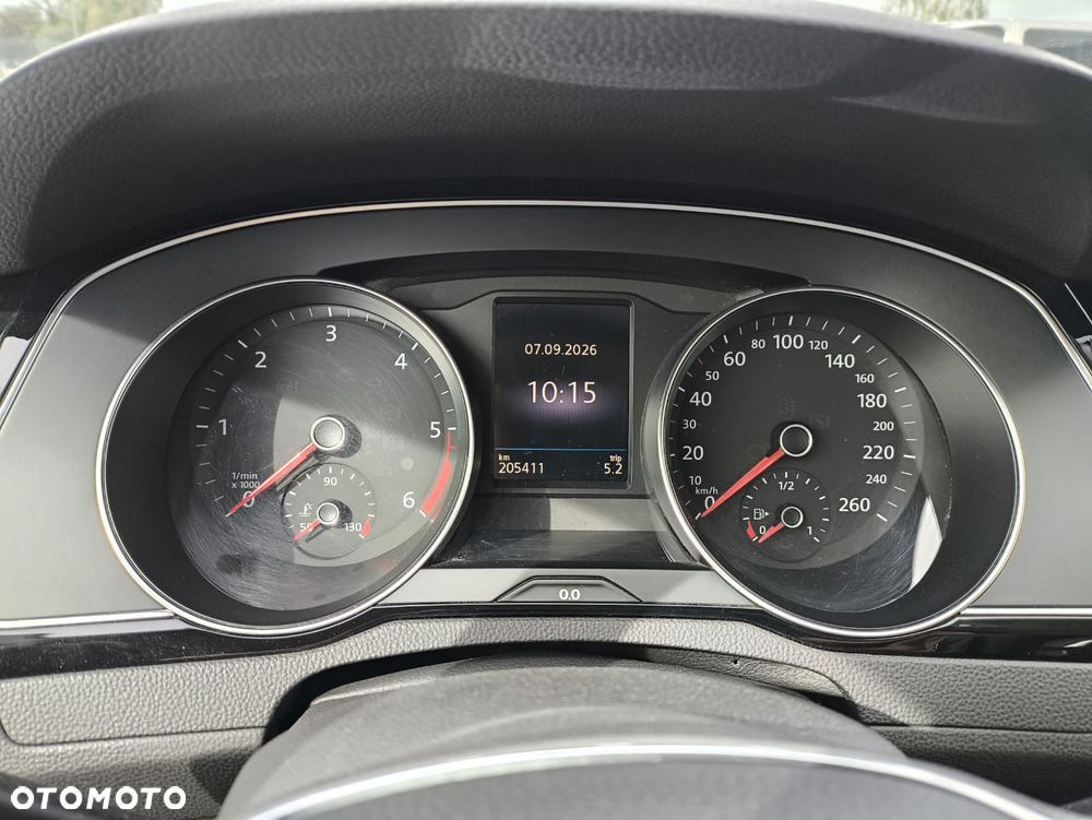 Volkswagen Passat 1.6 TDI (BlueMotion Technology) Comfortline - 29